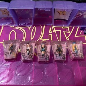 Series 4 Bratz Mini Dolls Set - Purple and Pink